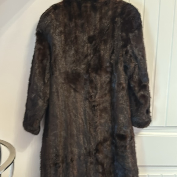 Full length vintage genuine natural mink coat. 
Size 10 - Picture 2 of 8